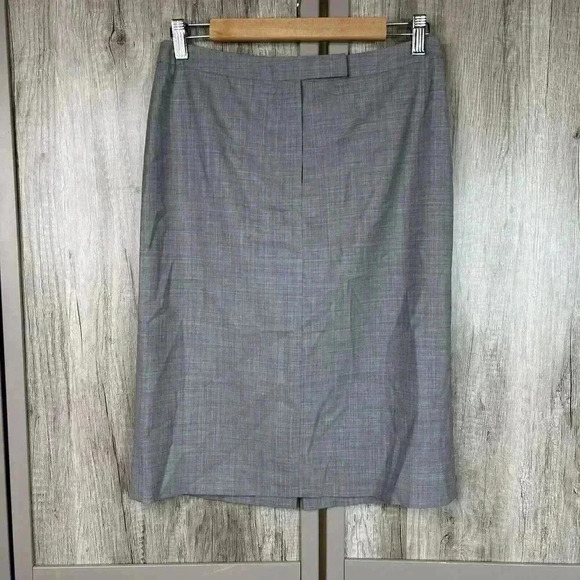 Lafayette 148 Pencil Skirt Sz 4 Wool Gray Color Knee Length Front Zipper - Picture 1 of 8